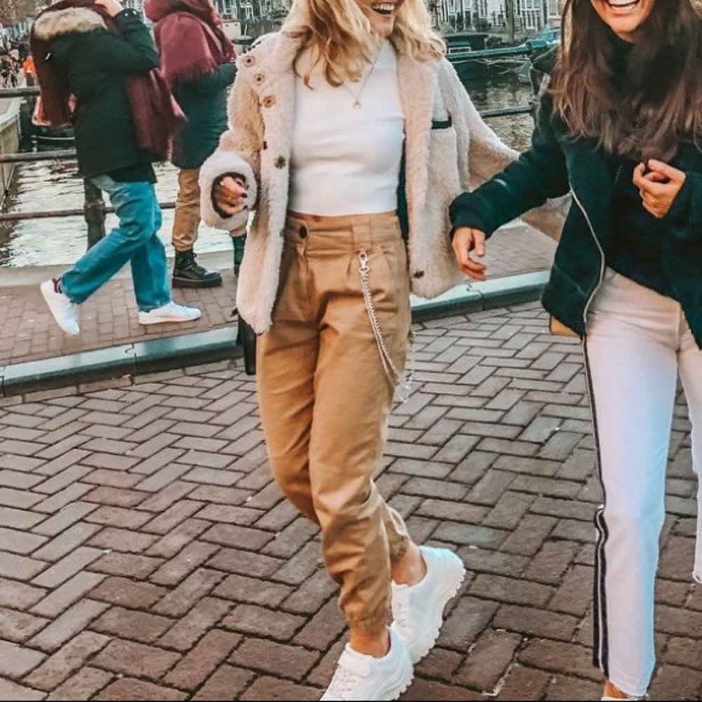 Tan Bershka Cargo Pants